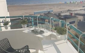 studio Vue mer au cœur de malo les bains pieds dans l eau